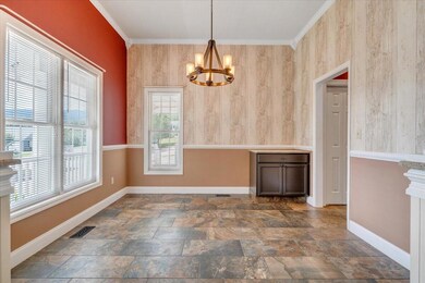 116 Dusty Rd, Covington, VA 24426 - photo 6