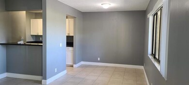 818 Meadows Cir, Boynton Beach, FL 33436 - photo 6