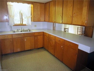 Cupboards have been cleaned inside and out, refurb