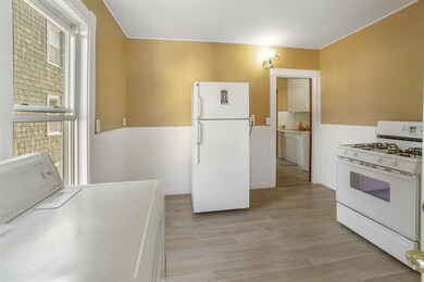 67 Wilson St unit 2, Manchester, NH 03103 - photo 5