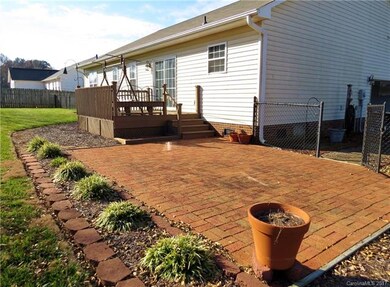 116 Fairgate Dr, Statesville, NC 28625 - photo 7