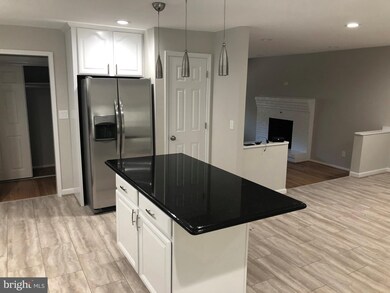 6235 Oak Hill Dr, Sykesville, MD 21784 - photo 5