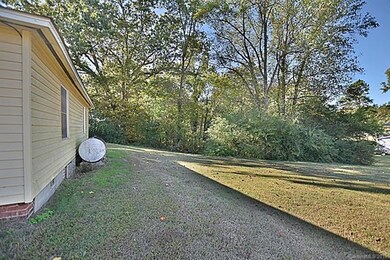 1050 Wiggins Rd, Clover, SC 29710 - photo 4