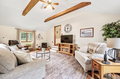 11 8 Lots Rd, Sutton, MA 01590 - photo 4