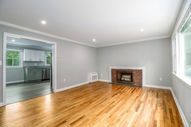 17 Alan Ave, Danbury, CT 06811 - photo 7