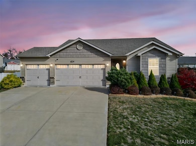 624 Courageous Ln, Wentzville, MO 63385 - photo 2