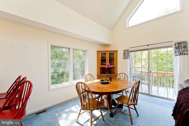 575 Creekview Ln, Berkeley Springs, WV 25411 - photo 7