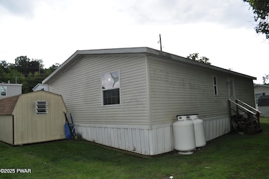 418 Upper Dr W, Inkerman, PA 18640 - photo 4