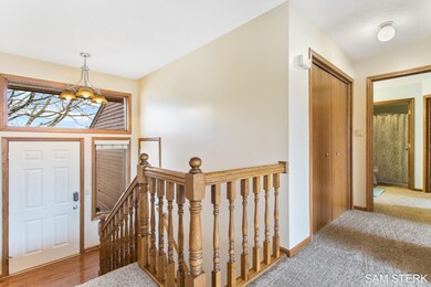 1334 Bent Tree Dr, Hudsonville, MI 49426