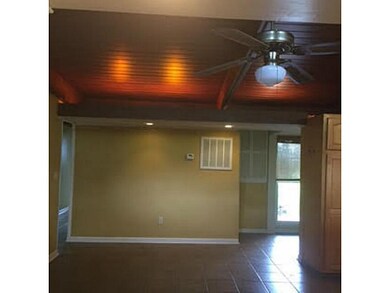 Dining Room. Dining area overlooking kitchen and e