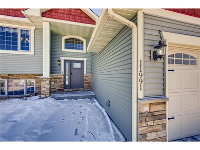 04 Exterior Front Entry
