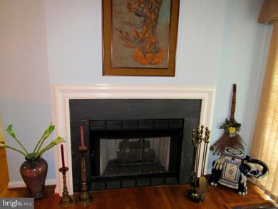 11001 Kinship Ct unit 302, Manassas, VA 20109 - photo 5