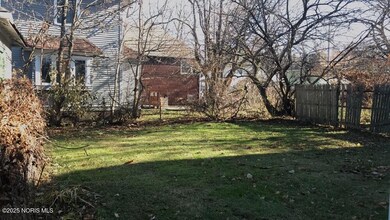 2278 Warren St, Toledo, OH 43620 - photo 2