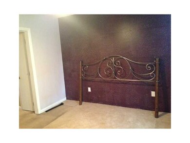 77 Henrietta St, Providence, RI 02904 - photo 4