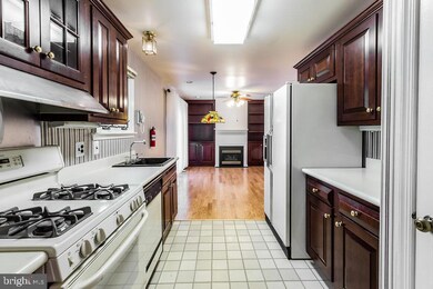 8161 Wyndam Rd, Pennsauken, NJ 08109 - photo 6