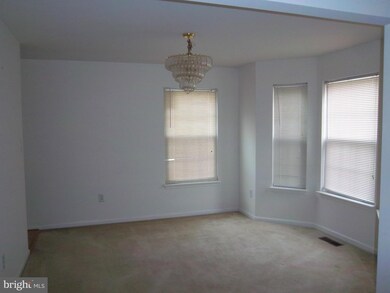 12520 Hawks Nest Ln, Germantown, MD 20876 - photo 5