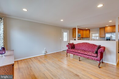 249 Federalsburg S, Laurel, MD 20724 - photo 2