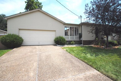 6801 Spourtland Dr, Louisville, KY 40228 - photo 7