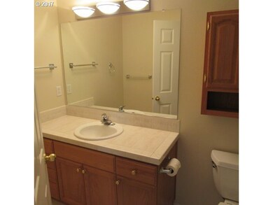 Bathroom, Attached