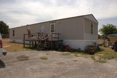 122 Rommel Ct, Springtown, TX 76082 - photo 7