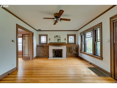 7024 N Villard Ave, Portland, OR 97217 - photo 2