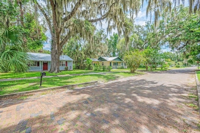 505 N 4th St, Palatka, FL 32177 - photo 2