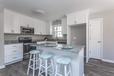 Brand new Kitchen with soft close drawers, pull ou