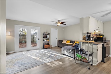 3207 Lakecrest Rd, Virginia Beach, VA 23452 - photo 3