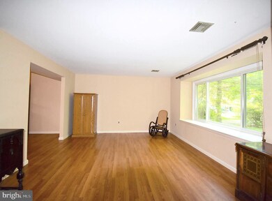 200 Lenape Dr, Doylestown, PA 18901 - photo 3