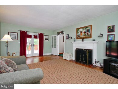 284 N Broad St, Penns Grove, NJ 08069 - photo 4