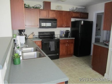 2301 Saddleback Dr unit B, Winterville, NC 28590 - photo 6