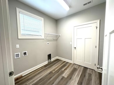 4066 Barnsley Loop