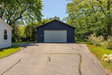 38 Rawson Ave, Camden, ME 04843 - photo 2