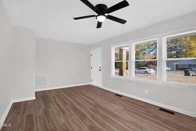 823 Carol St, Fayetteville, NC 28303 - photo 7