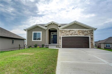 723 Gamma Grass Place, Raymore, MO 64083 - photo 5