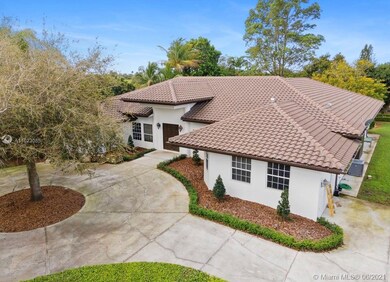 Front view of home. New Roof & Circular driveway W