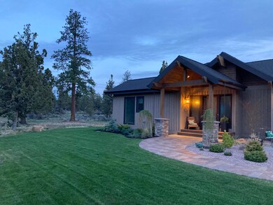 Gorgeous 2-Side of home