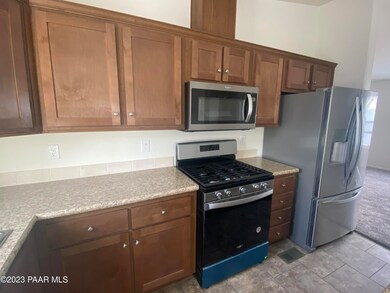 24150 N Marblehead Ave, Paulden, AZ 86334 - photo 2