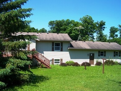 N4808 Parkview Dr, Helenville, WI 53137 - photo 4