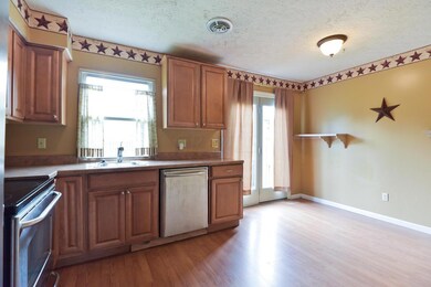 686 Keys View Ct-9