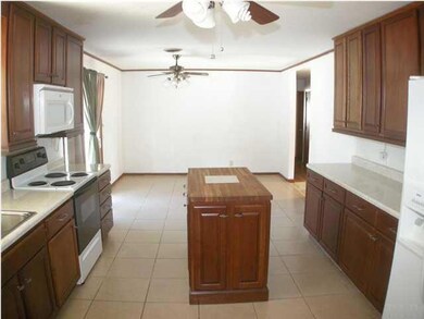 2610 Franciscan Dr, Pensacola, FL 32526 - photo 7