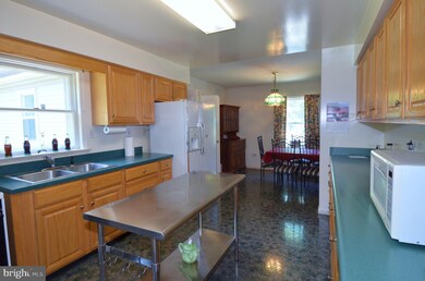 764 Summit Point Rd, Summit Point, WV 25446 - photo 5