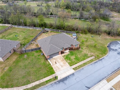 908 Carter Ct, Siloam Springs, AR 72761 - photo 4