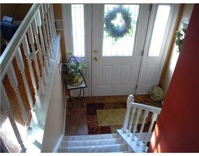 Entry/Foyer.