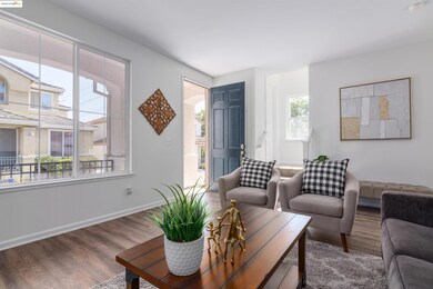 411 Canyon Ct, Vallejo, CA 94591 - photo 4