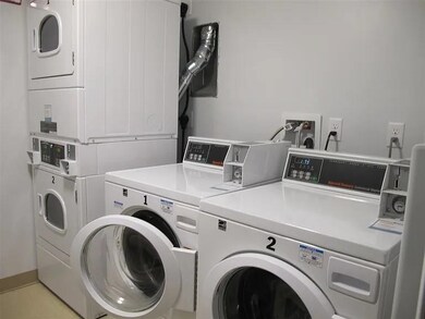 65 Log St, Manchester, NH 03102 - photo 4