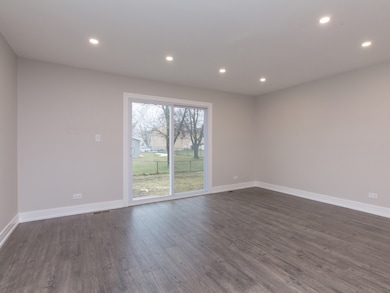 17671 Country Club Ln, Country Club Hills, IL 60478 - photo 3