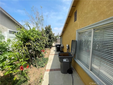 853 W Crestview St, Corona, CA 92882 - photo 6