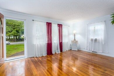 14 Wedgewood Rd, Worcester, MA 01602 - photo 4