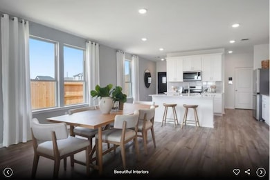 104 Eagle Valley Dr, Elgin, TX 78621 - photo 3